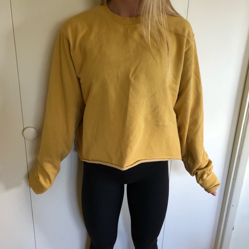 Brandy Melville Erica Sweatshirt.